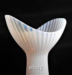 12 MCM UNO WESTERBERG PUKEBERG GLASSWORKS SWEDEN, OPALESCENT RIBBED VASE, c1948