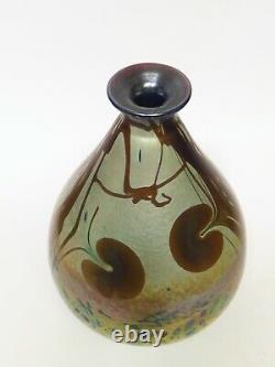 1980 John Barber Signed Lily Pad Iridescent Blown Glass Art Vase Opalescent 8.5