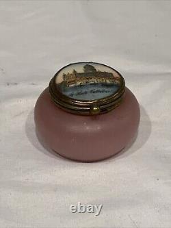 19th C. FRENCH PINK OPALINE ART GLASS TRINKET BOX ST. PAULS CATHEDRAL