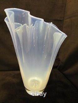 Alicja White Glass Opalescent Handkerchief Vase Poland large 14.75T x 11.5