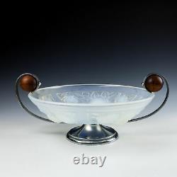 An Art Deco Julien Opalescent Glass Bowl c1930