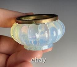 Antique Art Deco Pierre D'Avesn (Girre) French Opalescent Glass Master Open Salt