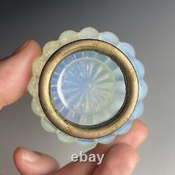 Antique Art Deco Pierre D'Avesn (Girre) French Opalescent Glass Master Open Salt