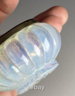 Antique Art Deco Pierre D'Avesn (Girre) French Opalescent Glass Master Open Salt