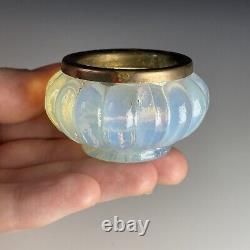 Antique Art Deco Pierre D'Avesn (Girre) French Opalescent Glass Master Open Salt