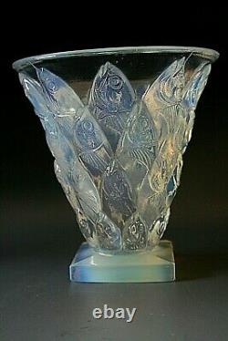 Antique Art Deco Sabino Poissons Opalescent Glass Vase