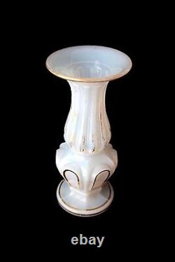 Antique French Baccarat pate de riz opaline glass vase 1845-1870