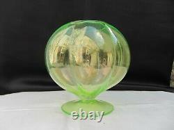 Antique Victorian/Edwardian Uranium Opalescent Green Art Glass Vase 8.4 Y664