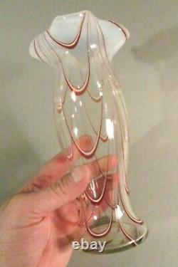 Antique WEBB English Art Glass FILAMENTOSA Uranium Opalescent Red LOOP 8 Vase