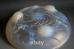 Art Deco French Etling Opalescent Glass Bowl