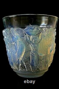 Art Deco Sabino Abundance Opalescent Glass Vasae Circa 1925 Model 7123