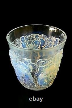 Art Deco Sabino Abundance Opalescent Glass Vasae Circa 1925 Model 7123