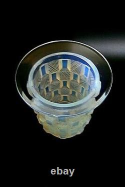 Art Deco Sabino Damier Rond Opalescent Glass Vase