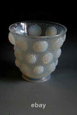 Art Deco Verlys Opalescent Glass Vase