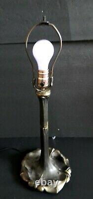 Art Deco vintage lamp with bent opalescent slag glass and glass bead fringe