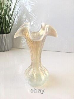 Art Nouveau Bohemian Kralik Opalescent Ruffled Glass Bud Vase Mother Of Pearl