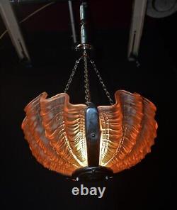 Art deco 3-tinted opalescent glass moulded slip clamshell Odeon pendant light