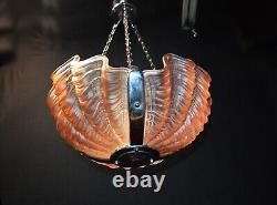 Art deco 3-tinted opalescent glass moulded slip clamshell Odeon pendant light