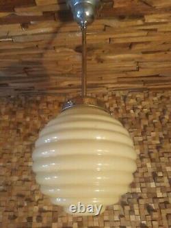Art deco bauhaus ceiling lamp. 1920/30. Original. Opaline globe