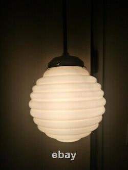 Art deco bauhaus ceiling lamp. 1920/30. Original. Opaline globe