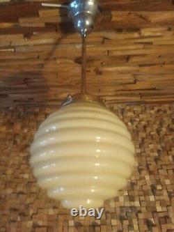 Art deco bauhaus ceiling lamp. 1920/30. Original. Opaline globe