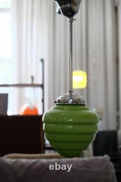 Art deco suspension lamp 1920/30. Green opaline glass! Original