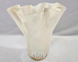 Authentic Vintage 11 Handblown Opalescent Ruffled/Hankerchief Style Vase Dec