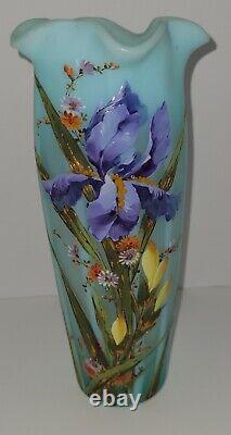 Beautiful Antique Bohemian Hand Painted Opalescent Art Glass Vase Harrach 1354