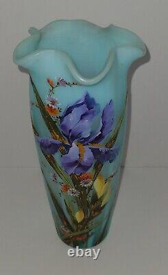 Beautiful Antique Bohemian Hand Painted Opalescent Art Glass Vase Harrach 1354