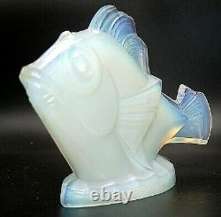 Beautiful SABINO FRANCE OPALESCENT ART GLASS CHABOT FISH FIGURINE / PAPERWEIGHT