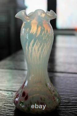 Bohemian Antique ca. 1905 Kralik Harlequen Opalescent Art Glass Vase Loetz Era