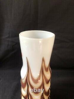 Carlo Moretti Mid-Century Modern Opaline Swirl Vase, circa 1970
