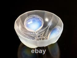 Design Vase Ernest Marius Sabino 1930 Opalescent Glass Art Deco France