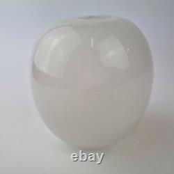 Elizabeth Swinburne Signed Art Glass Bulbous Vase Opaline