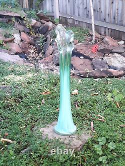 Excellent Vintage MCM Glass Ribbed Swung Vase Opalescent Mint Sea Foam Green 15