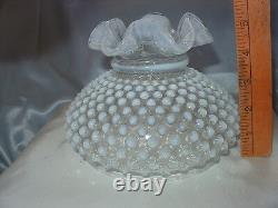 FENTONGLASSVINTAGE60sXSRCFR WHITE OPALESCENTHOBNAILMINIATURE STUDENT LAMP