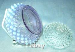 FENTON GLASSMINTVINTAGE40'sWISTERIAOPALESCENTHOBNAILPERFUME/POWDER/VANITY