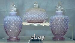 FENTON GLASSMINTVINTAGE40'sWISTERIAOPALESCENTHOBNAILPERFUME/POWDER/VANITY