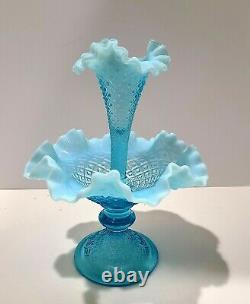 FENTON GLASSMNT&PERFVINTAGE50sBLUE OPALESCENTDIAMOND LACE1 HORN10EPERGNE