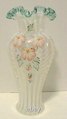 Fenton 11 Vase Sea Mist Green Crest Opalescent Meadow Beauty Feathered Vase