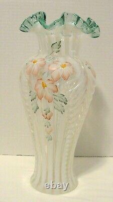 Fenton 11 Vase Sea Mist Green Crest Opalescent Meadow Beauty Feathered Vase