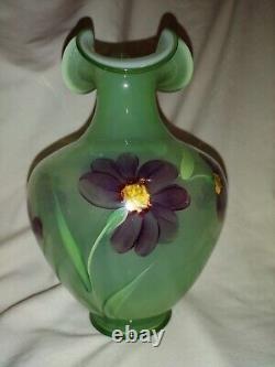 Fenton 2006 Splendor in Glass Opaline on Fern Green Overlay Vase