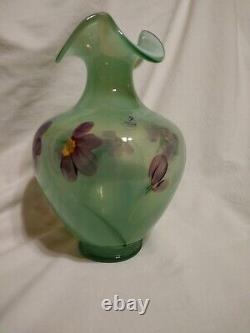 Fenton 2006 Splendor in Glass Opaline on Fern Green Overlay Vase