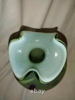 Fenton 2006 Splendor in Glass Opaline on Fern Green Overlay Vase