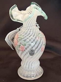 Fenton Art GlassMEADOW BEAUTY OPALESCENT SWIRL WithGREEN RUFFLED RIM VASE