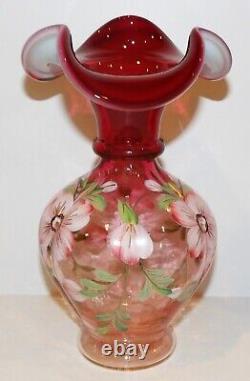 Fenton Art Glass 2004 Gold Treasures Collection Topaz Amberina Opalescent Vase