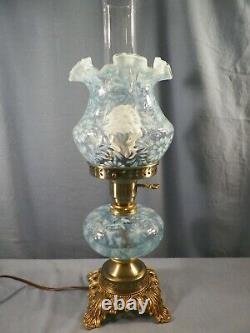 Fenton Blue Opalescent Glass Fern & Daisy Pattern Electric Table Lamp