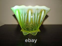 Fenton Cactus Topaz Opalescent Fan Vase