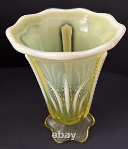 Fenton Topaz Vaseline Opalescent CACTUS Vase 6 1/2