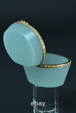 Fine french pale green opaline & gilt brass mount casket trinket jewelry box